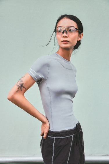 Versa Stretch Cropped Fit Reversible T-Shirt [Pre-order]